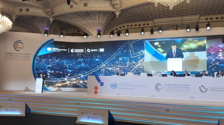 الجزائر قاعدة مثالية للاقتصاد المستدام