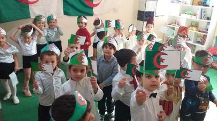 الطفل في الجزائر يتمتع بكامل حقوقه