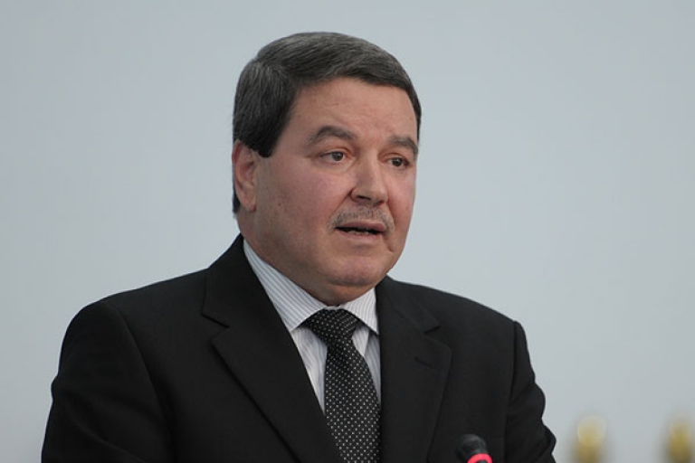 اللواء هامل يتفقد جمهرة العمليات الخاصة بوهران