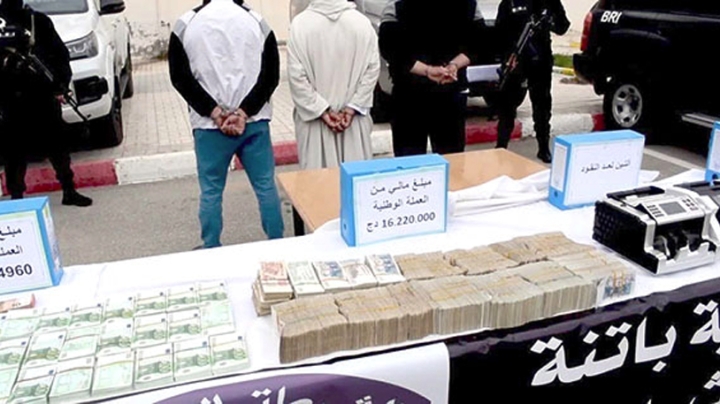 الإطاحة بشبكة لتبييض الأموال بباتنة