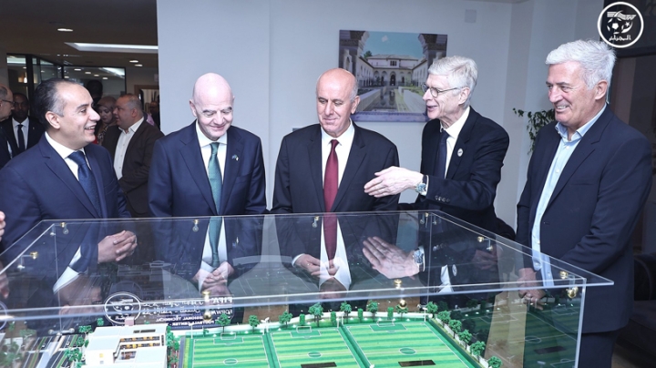 تجسيد تصور عملي لبيئة كروية حديثة