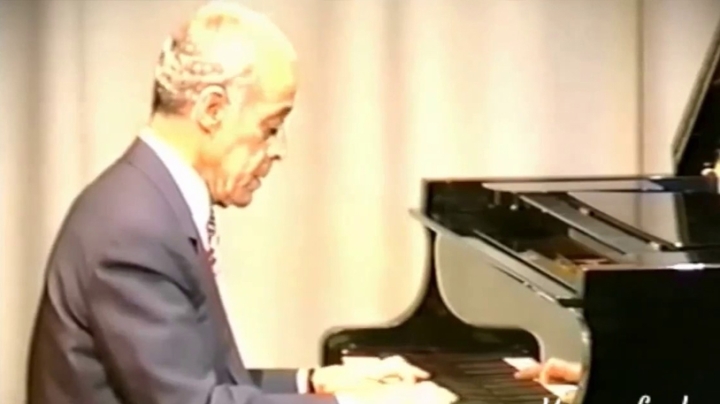 علامة خالدة في تاريخ الموسيقى الجزائرية