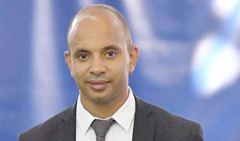 تنصيب أعضاء المجلس التنفيذي للجنة المنظمة