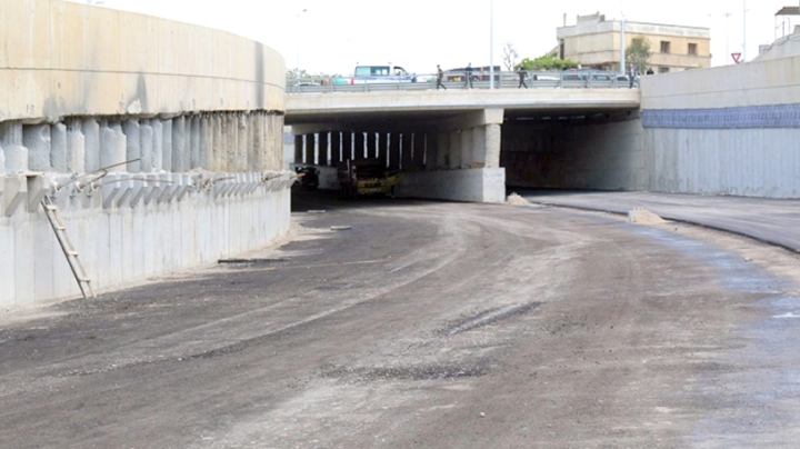 إطلاق أشغال نفق سيساوي وازدواجية الطريق الولائي 101 قريبا