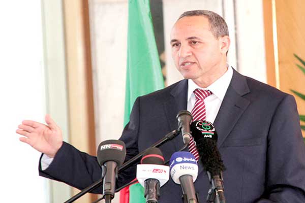 فتح فضاءات ثقافية بالمستشفيات والسجون قريبا