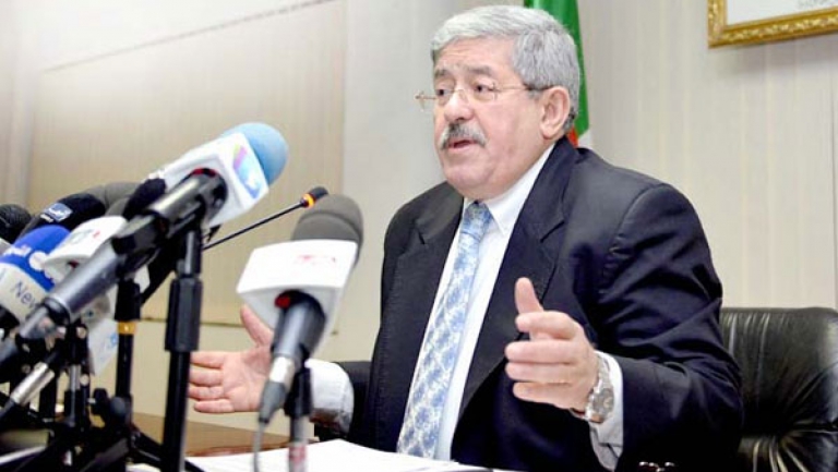 أويحيى: العمل بالدستور الجديد في سبتمبر القادم