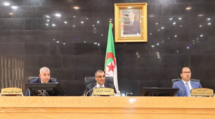 تشديد على تسليم الهياكل التربوية في آجالها