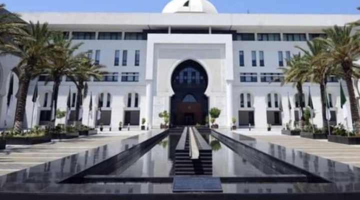 الجزائر تشجّب وتدين العدوان الصهيوني على الدوحة
