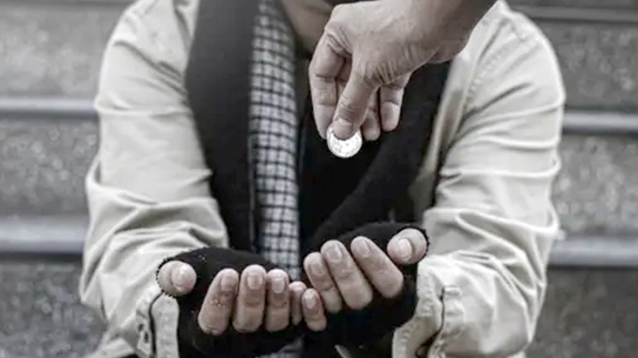 التسوّل ظاهرة مقلقة تغزو شوارع غليزان