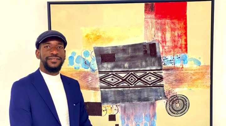 الفنان عبد الغني بابي ينقل نسائم الصحراء