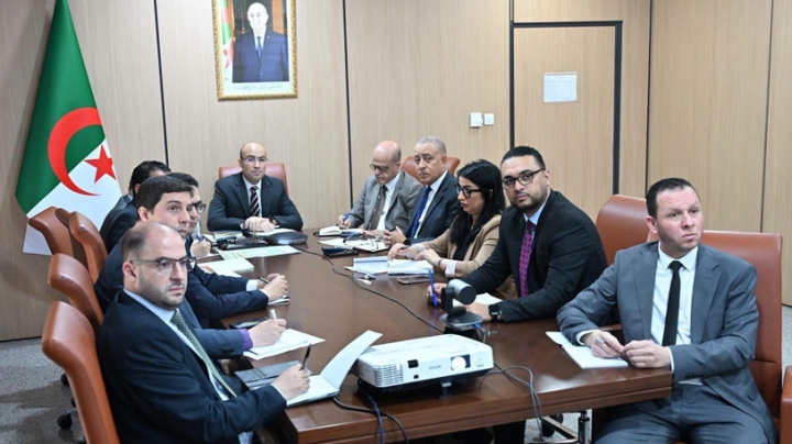 التحضير لاستقبال أفراد الجالية خلال موسم الاصطياف