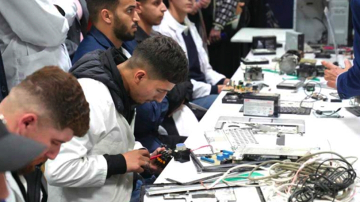 معرض تفاعلي يحاكي واقع سوق العمل