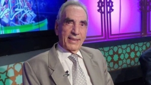 البروفيسور عبد المالك مرتاض