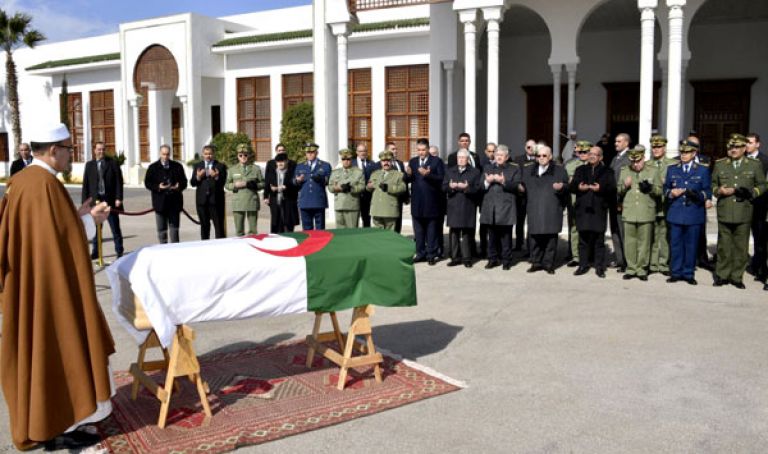 تشييع جنازة المرحوم قنايزية اليوم بمقبرة سيدي يحيى