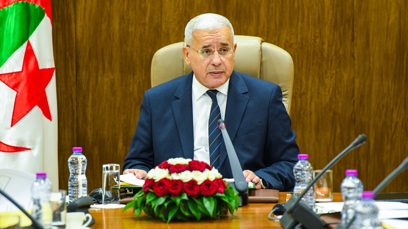 المستعمر يحاول ضرب تماسك الجزائريين